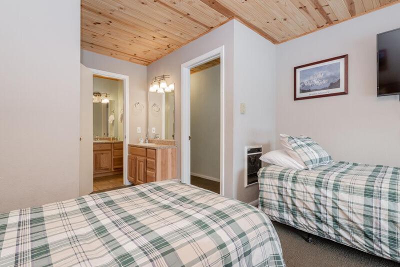 Chateau Blanc #13 Mammoth Lakes Quarto foto