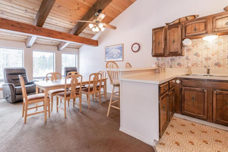 Chateau Blanc #13 Mammoth Lakes Quarto foto