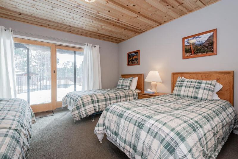 Chateau Blanc #13 Mammoth Lakes Quarto foto